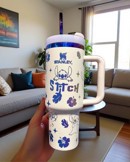 Stanley Quencher H2.0 FlowState™ Tumbler |40oz| Stitch White(Premium Quality)