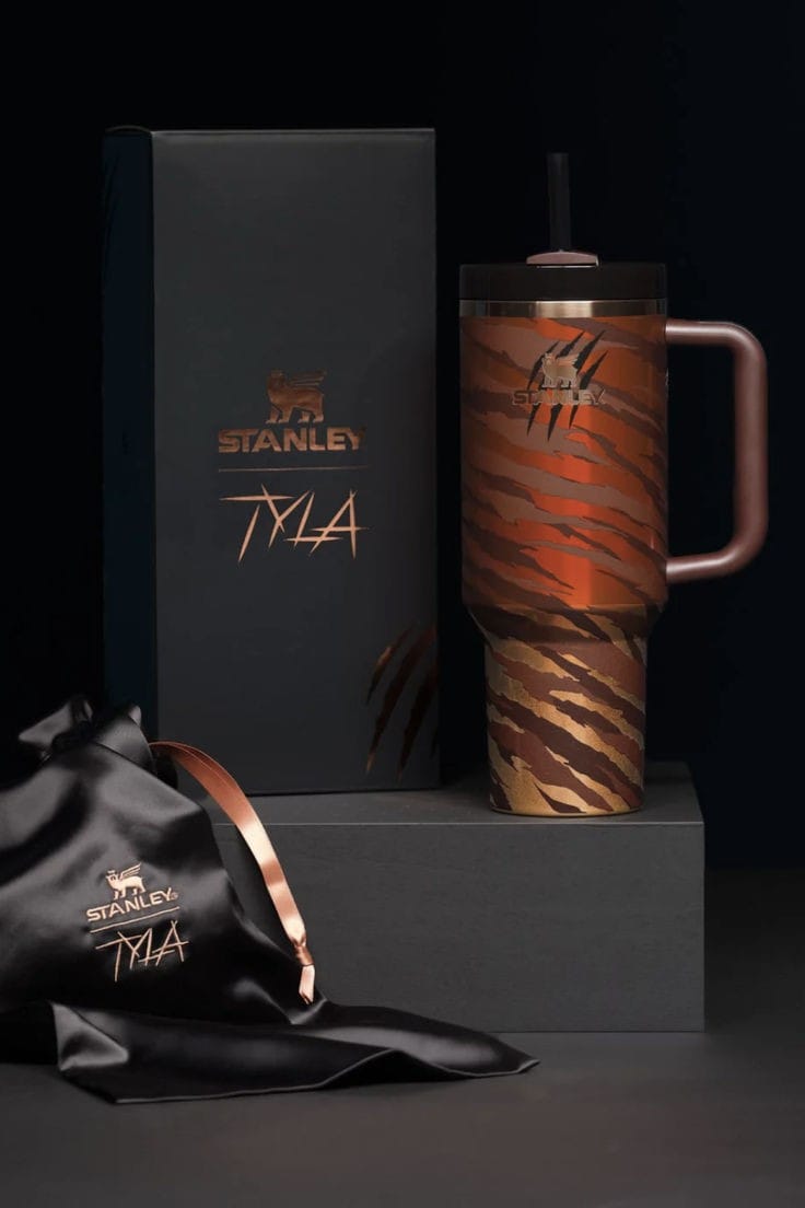 THE TYLA TYGER X STANLEY | QUENCHER TUMBLER 40oz(IMPORTED PREMIUM QUALITY )