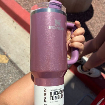 Stanley Quencher H2.0 FlowState™ Tumbler|40 Oz|Plum Shimmer