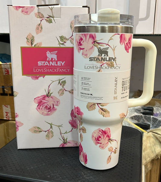 Stanley Quencher H2.0 FlowState™ Tumbler |40 oz|LoveShackFancy