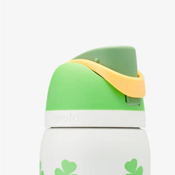 Owala FreeSip | 24 OZ | Clover The Rainbow