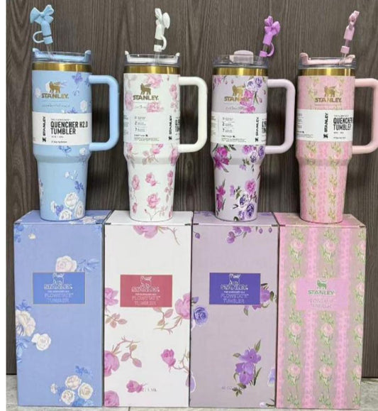 Stanley Quencher H2.0 FlowState™ Tumbler |40 oz|LoveShack Fancy