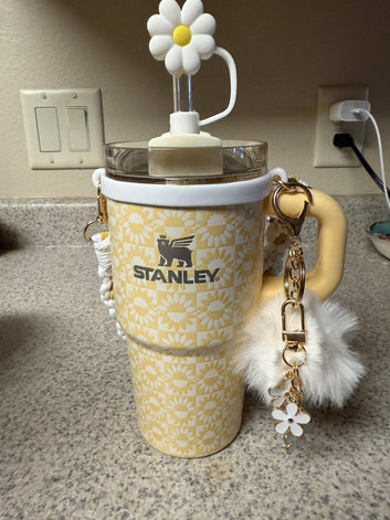 The Butter Sunflower Quencher H2.0 FlowState Tumbler | 14 oz