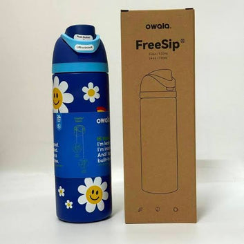 Owala FreeSip® | 32 Oz | Wiggle Wiggle